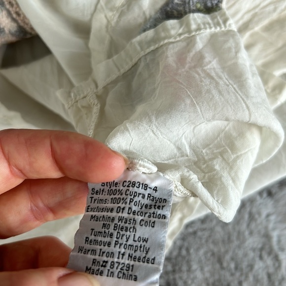 Johnny Was Sarabeth Georgette Embroidered Tunic - Picture 7 of 9